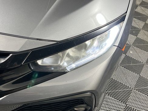 Used 2018 Honda Civic EX-L image 11