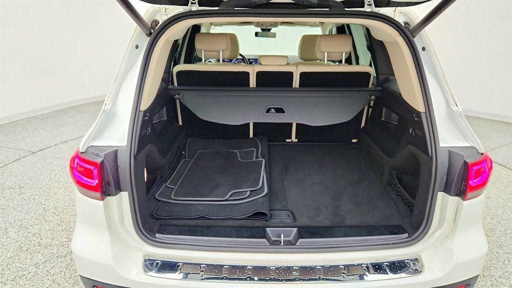 Used 2023 Mercedes-Benz GLB 250 4MATIC image 20