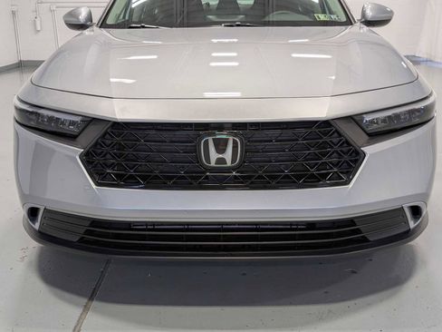 Used 2023 Honda Accord EX image 2