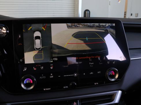 Used 2025 Lexus RX 350 Premium Plus image 25