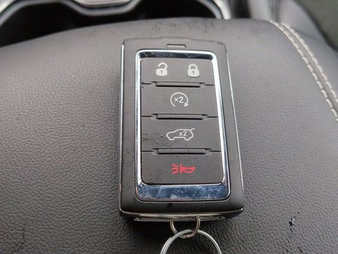 New 2026 Jeep Grand Cherokee Altitude RWD image 29