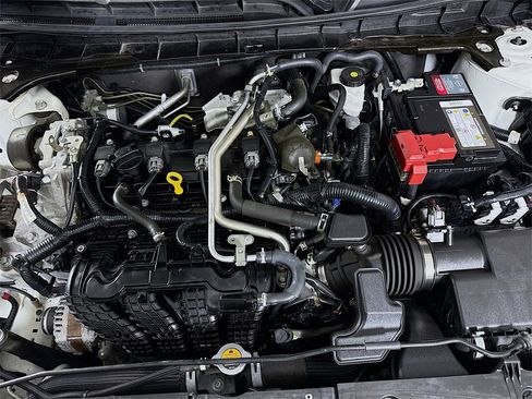 Certified 2021 Nissan Altima 2.5 SR image 31