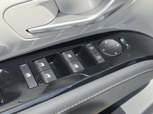 New 2026 Hyundai Tucson Limited FWD image 23