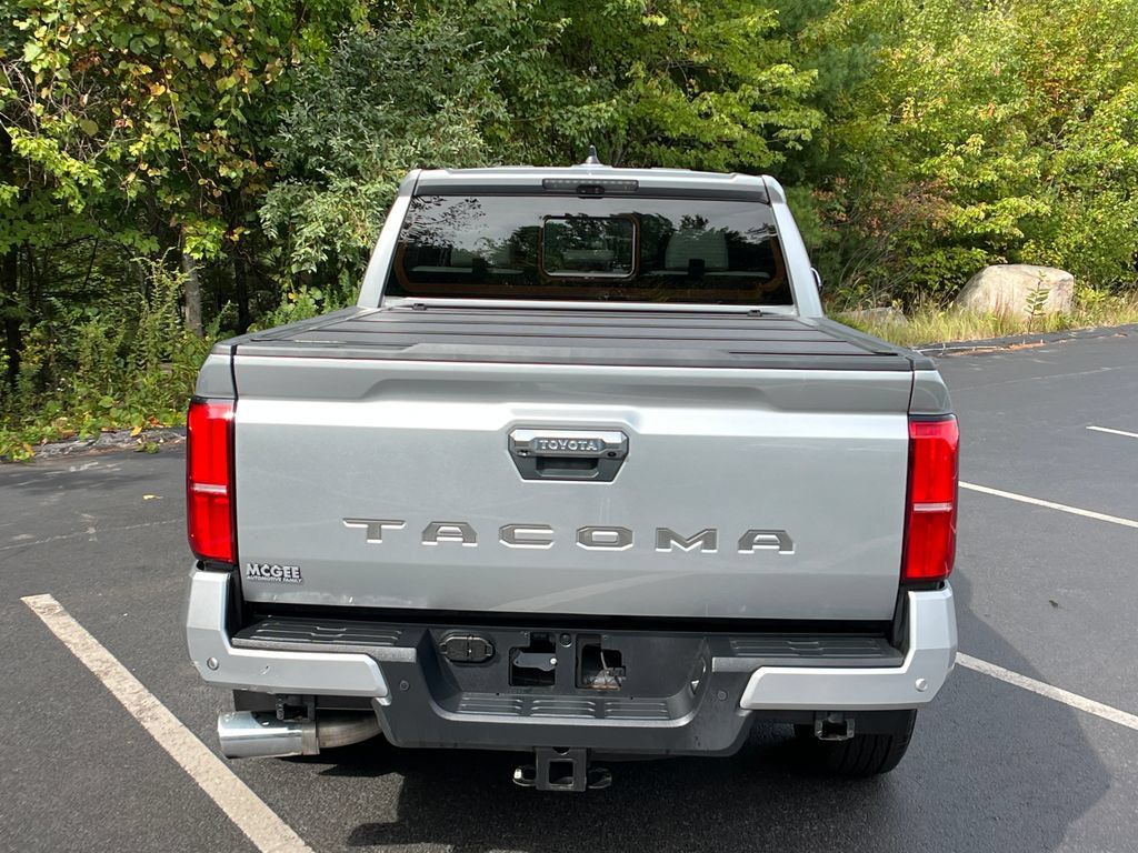 Used 2024 Toyota Tacoma Limited w/ Limited Package (LT) AWD/4WD image 4