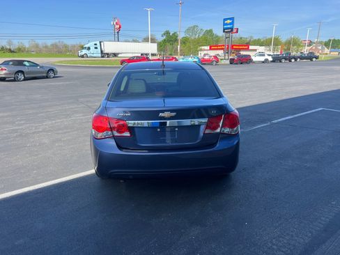 Used 2014 Chevrolet Cruze LT FWD image 4
