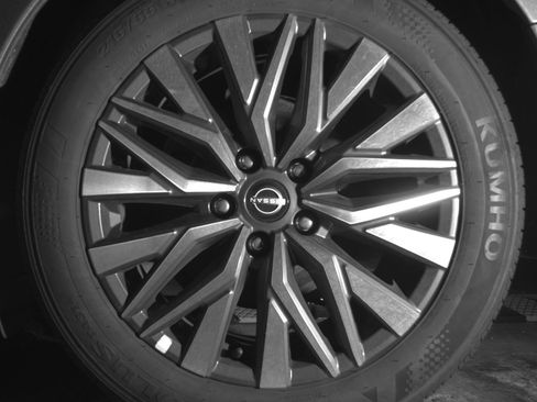 Used 2025 Nissan Altima 2.5 SV image 14