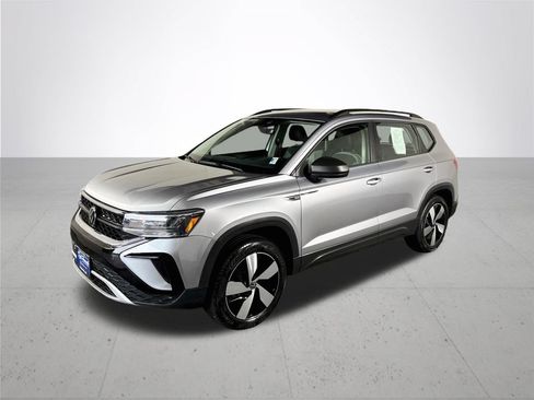 Certified 2024 Volkswagen Taos S AWD/4WD image 3