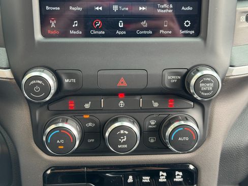 Used 2020 RAM 1500 Big Horn AWD/4WD image 29