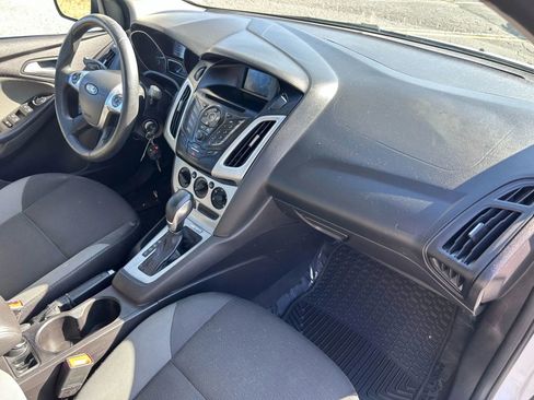 Used 2014 Ford Focus SE image 10