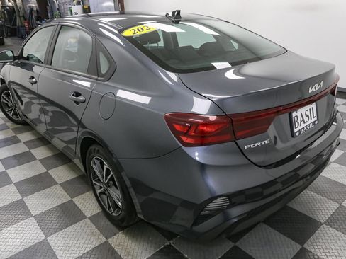 Used 2023 Kia Forte LXS image 9