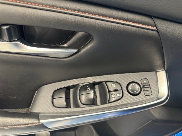 Used 2025 Nissan Sentra SR FWD image 19