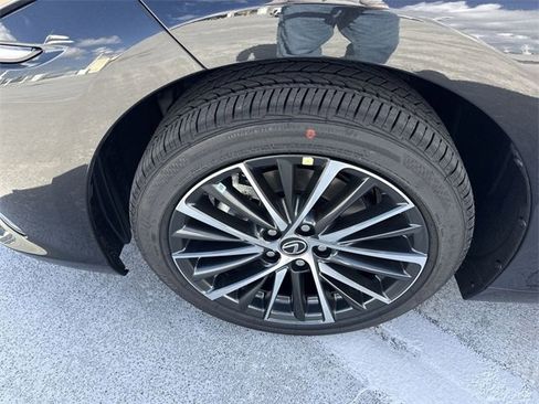 New 2025 Lexus ES 350 w/ Premium Package image 10