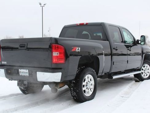Used 2011 Chevrolet Silverado 2500 LTZ w/ LTZ Plus Package image 7