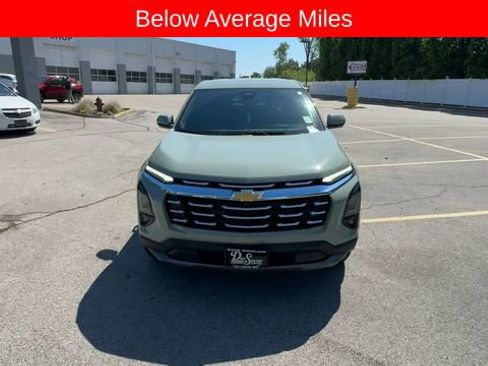 Used 2025 Chevrolet Equinox LT w/ Safety and Technology Package AWD/4WD image 3