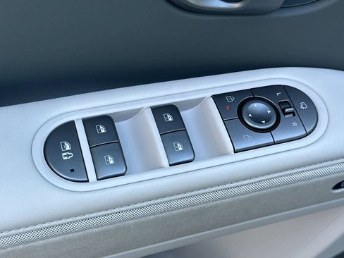 New 2026 Hyundai Ioniq 5 Limited image 13