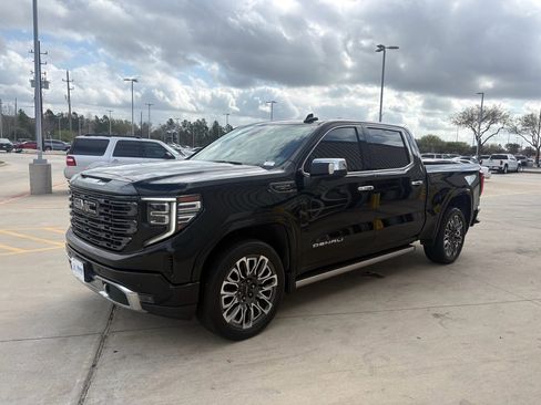 Used 2023 GMC Sierra 1500 Denali Ultimate image 4