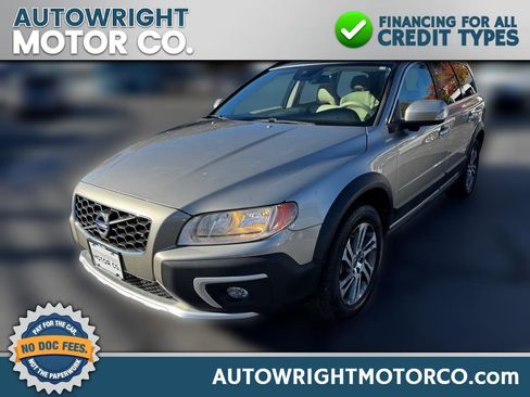 Used 2014 Volvo XC70 3.2 image 1