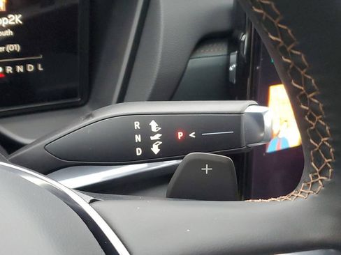 New 2026 GMC Terrain AT4 w/ LPO, Black Badging Package AWD/4WD image 32