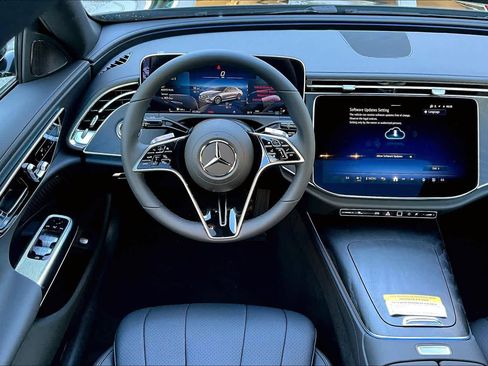 Used 2026 Mercedes-Benz E 350 Sedan image 5