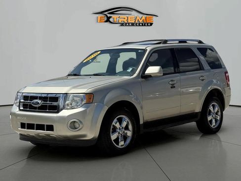 Used 2010 Ford Escape Limited AWD/4WD image 2