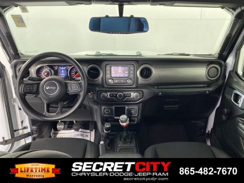 Used 2021 Jeep Wrangler Sport AWD/4WD image 28
