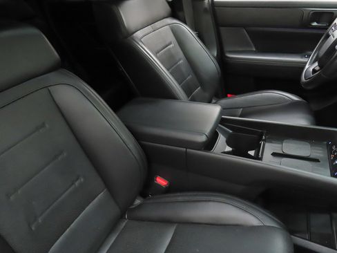 Used 2024 Hyundai Santa Fe Calligraphy FWD image 29