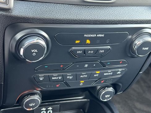 Certified 2019 Ford Ranger XLT w/ Equipment Group 302A Luxury image 21