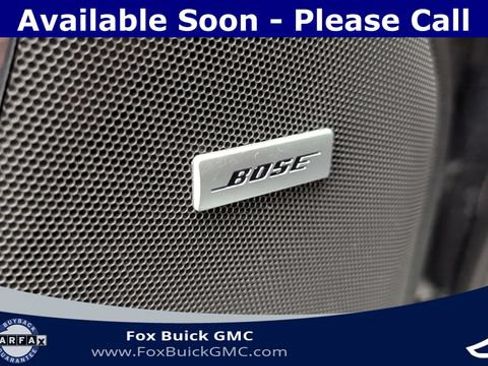 Certified 2023 GMC Yukon XL SLT w/ SLT Premium Package AWD/4WD image 26
