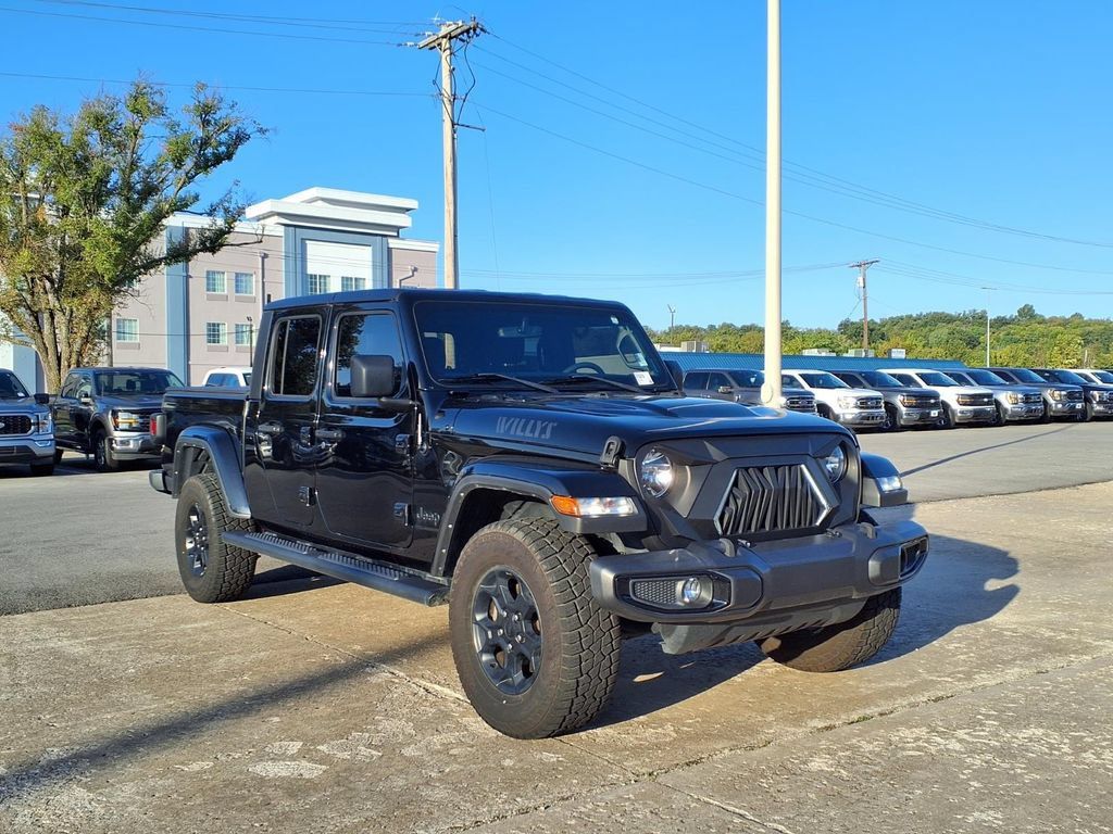 Used 2023 Jeep Gladiator Sport AWD/4WD image 1