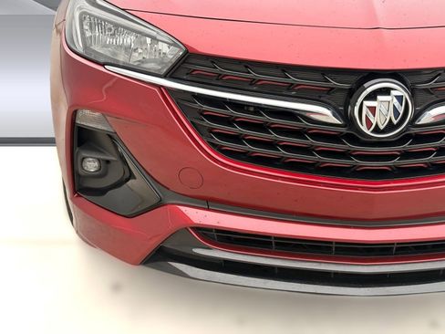 Used 2022 Buick Encore GX Select w/ Sport Touring Package image 11