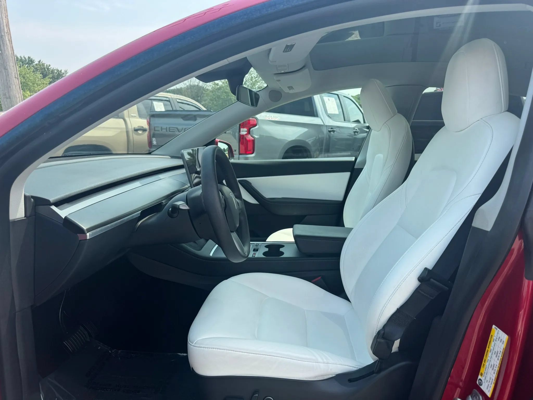 Used 2021 Tesla Model Y Long Range AWD/4WD image 14