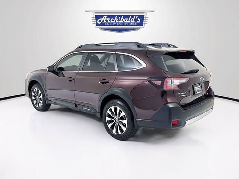 Used 2025 Subaru Outback Limited AWD/4WD image 5