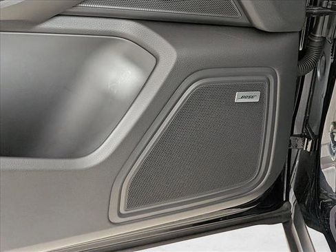 Certified 2025 Porsche Macan S image 14