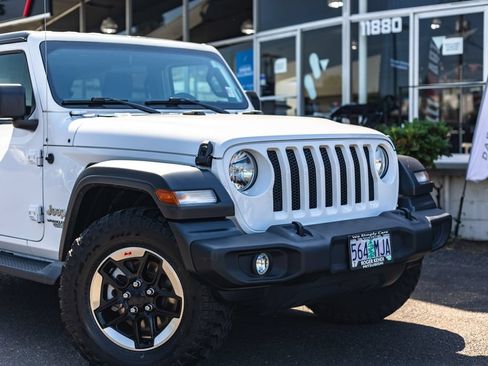 Used 2019 Jeep Wrangler Unlimited Sport S AWD/4WD image 3