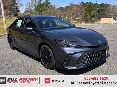 New 2026 Toyota Camry SE image 7
