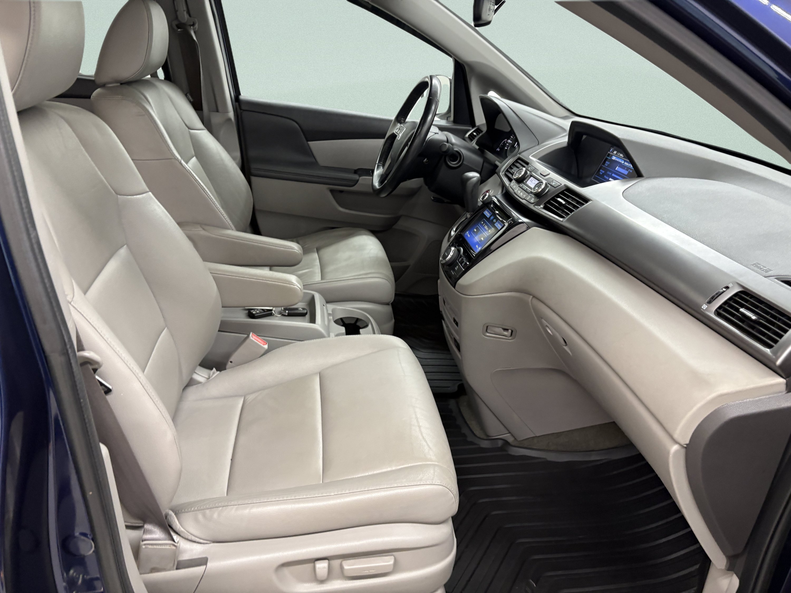 Used 2015 Honda Odyssey EX-L image 25