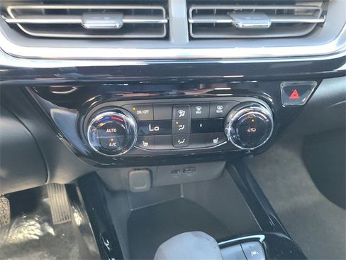 New 2026 Chevrolet Trax RS w/ Driver Confidence Package image 33