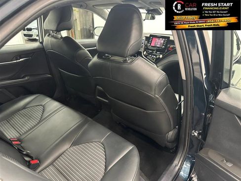 Used 2021 Toyota Camry SE FWD image 40
