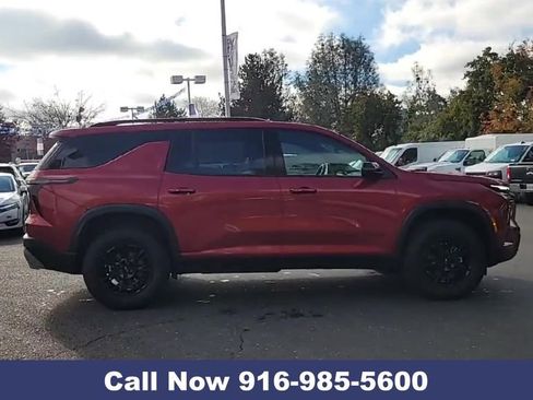 New 2025 Chevrolet Traverse Z71 w/ Enhanced Driving Package image 12