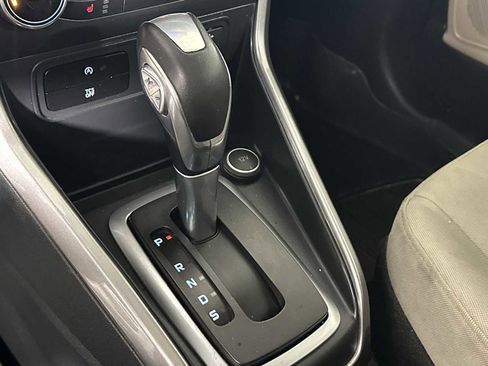 Used 2021 Ford EcoSport SE image 32