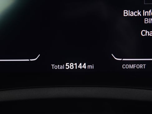 Used 2022 BMW M240i xDrive Coupe w/ Premium Package image 4