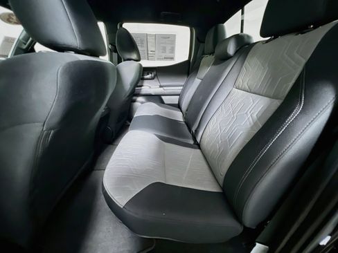 Used 2023 Toyota Tacoma TRD Sport RWD image 28
