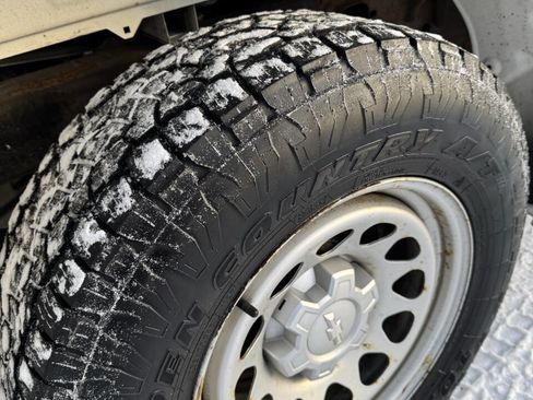 Used 2020 Chevrolet Silverado 1500 W/T image 37