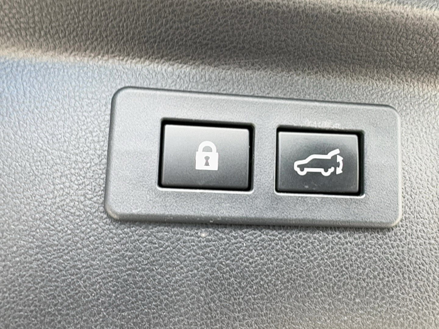 Used 2019 Subaru Forester Limited w/ Popular Package #3 AWD/4WD image 19