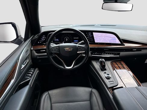 Used 2023 Cadillac Escalade Luxury image 23