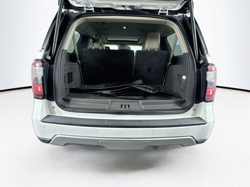 Used 2021 Ford Expedition Max Limited RWD image 31