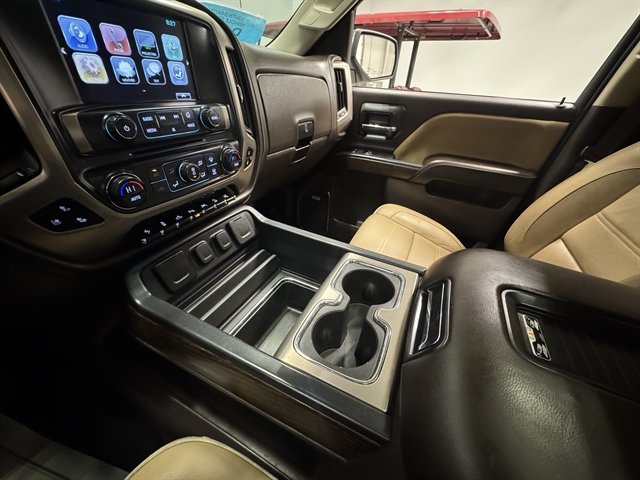 Used 2018 GMC Sierra 1500 Denali w/ Denali Ultimate Package AWD/4WD image 33