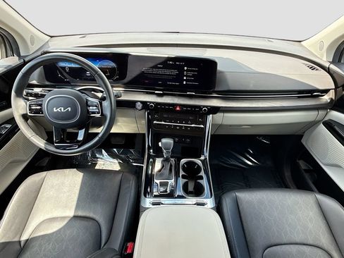Used 2024 Kia Carnival SX FWD image 17