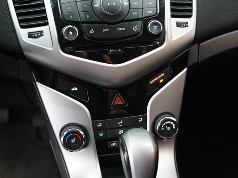 Used 2016 Chevrolet Cruze LT FWD image 25