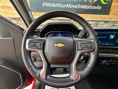 Used 2023 Chevrolet Silverado 1500 LT image 17